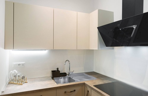 Giaveno Apartment | San Lorenzo Luxury Apartment with Balcony and Air Conditioning