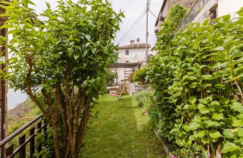 Semnago House | San Martino Casetta