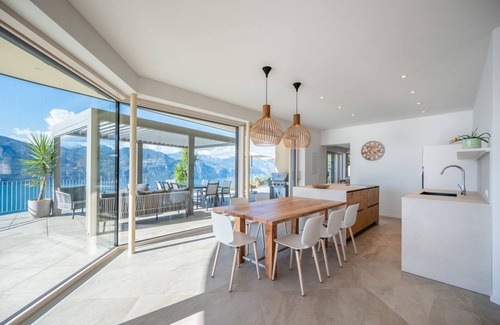 Brenzone sul Garda Villa | San Zeno - Three Bedroom Villa, Sleeps 8