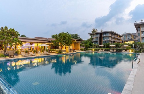 Khlong Khut Resort | Sand Dunes Chaolao Beach Resort