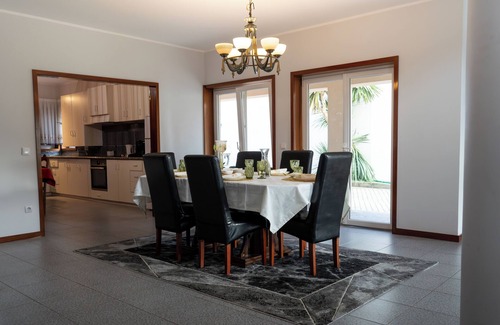 Povoa De Varzim House | Sand & Sea.