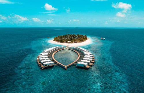 Bathala Island Resort | Sandies Bathala