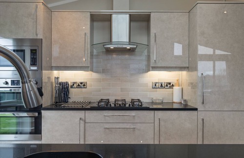 Penally Ski Chalet | Sandpiper - Luxury Lodge, Close to Beach