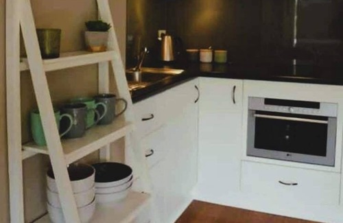 Sandy Bay Apartment | Sandy Bay Unit next to Casino, 5 min to CBD