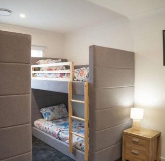 Peterborough House | Sandy feet retreat