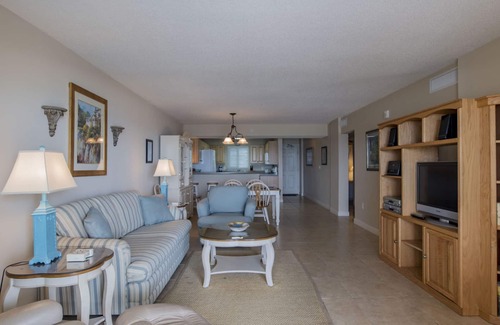 Ono Island Condo | Sandy Key 235 Second floor -Beachfront view -NO HASSLE CHECK OUT