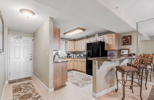 Ono Island Condo | Sandy Key 826- 8th floor -Beachfront view -NO HASSLE CHECK OUT