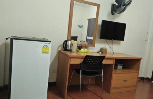 Mae Chaem Hotel | Sangthong Building