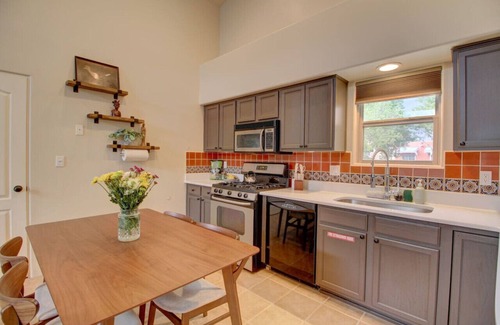 Santa Fe House | Santa Fe Home|Private Yard|Great for Groups