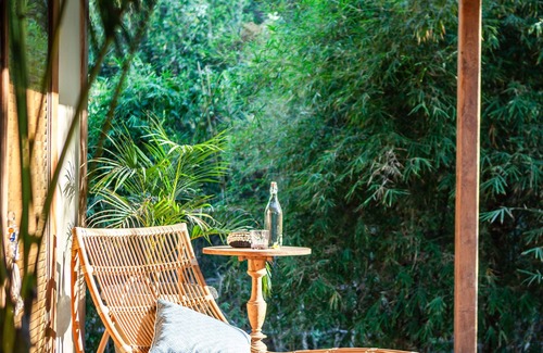 Gili Meno Apartment | Sapphire Deluxe Joglo Suite