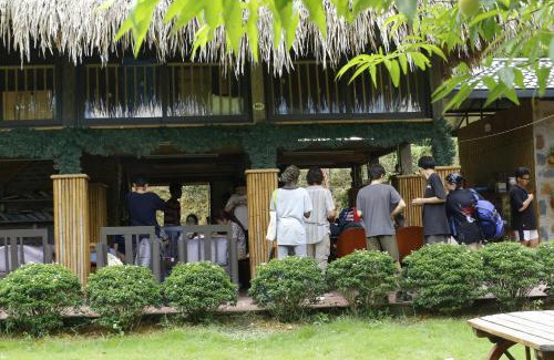 Luong Son House | Sapphire Hill Resort