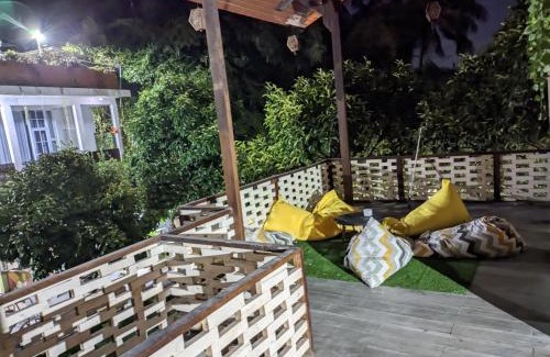 Lingsar House | Sarasutha hotel and pool