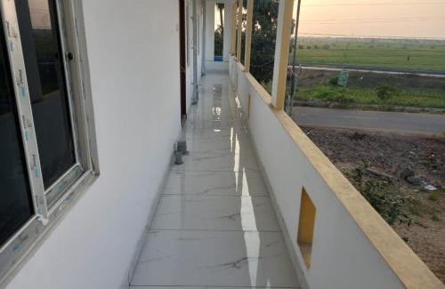 Mopidevi Hotel | Sarava Residency