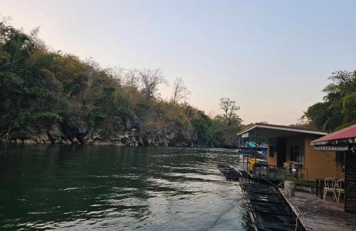 Sai Yok Boat Rental | sareerat raft