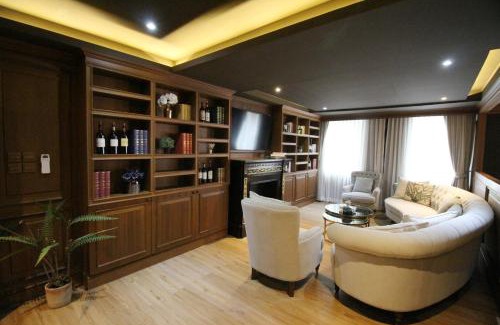 Chan Kasem Apartment | SASHA HOUSE