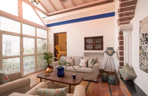 Vagator Hotel | Sashas Holiday Village