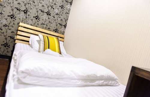 Bang Rak Apartment | Saver Single Private Room In Silom area