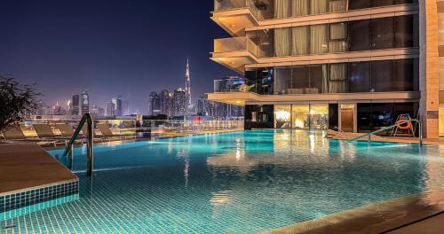 Al Safa Apartment | Savis Homes - Canal Front Residence Near Al Wasl Safa Park with Skyline View