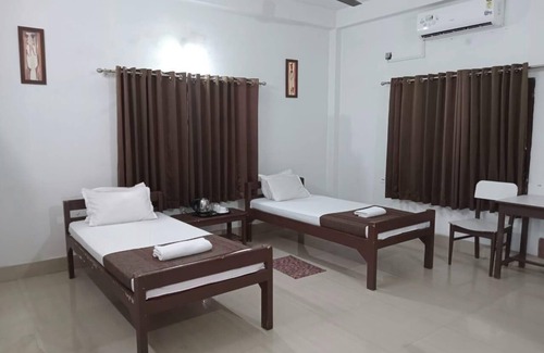 Jalpaiguri Hotel | Sawasstika Eco Park Resort