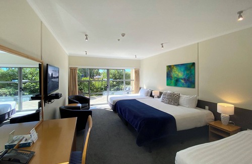 Stoke Hotel | Saxton Lodge