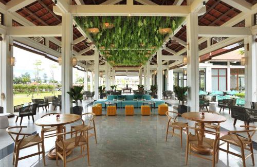 Phu Vang Hotel | SBH Gloria Hue