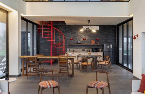 Igatpuri Villa | Scarlatta