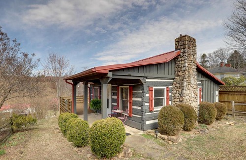 Hot Springs Apartment | Scenic Hot Springs Retreat Near Appalachian Trail!