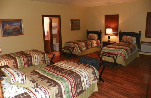 Kimball Cabin | Scenic Lodge in rural area (Rental is for one room)