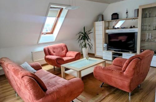 Grossrohrsdorf Apartment | Schöne 2-Raumwohnung inklusive Infrarot-Wärmekabine