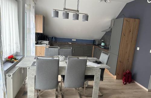 Huettenberg Apartment | SCHÖNE AUSSICHT