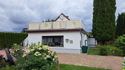 Bannemin Apartment | Schöne Ferienwohnung in ruhiger Lage