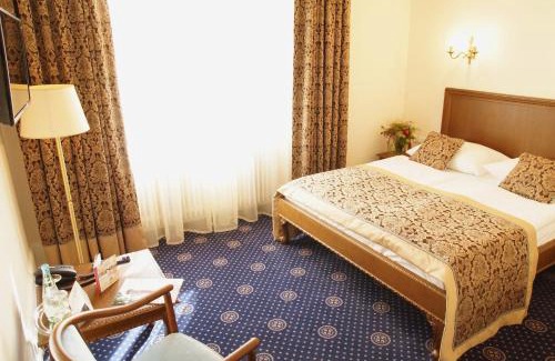 Schwebda Hotel | Schloss Hotel Wolfsbrunnen