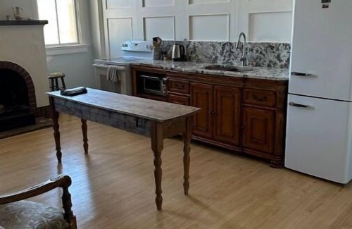 Clarkdale Apartment | Schoolhouse Flat by Verde Train