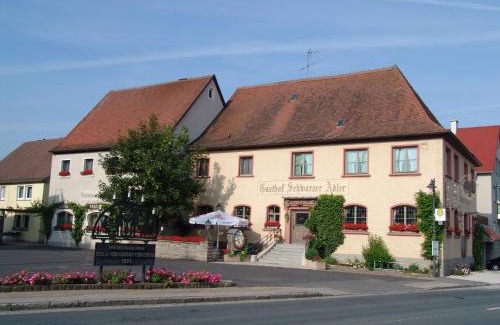 Ipsheim Apartment | Schwarzer Adler - Ferienwohnung Storchennest