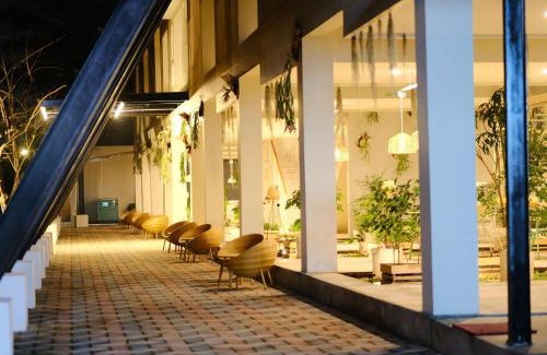 Dinoyo Hotel | Se.nandung Living and Space