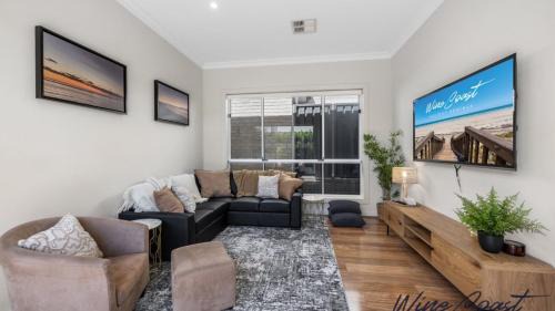 Kingston Park House | Sea Belle By Wine Coast Holidays