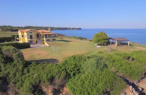 Pyrgos Apartment | Sea Breeze Apartment