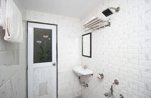 Murud Hotel | Sea Breeze Beach Resort