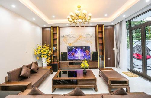 Sam Son Villa | Sea Breeze Villa FLC sang trọng gần biển có bể bơi