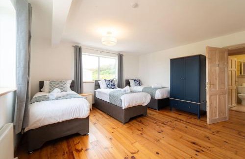 Dingle House | Sea For Miles