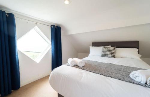 Dingle House | Sea For Miles