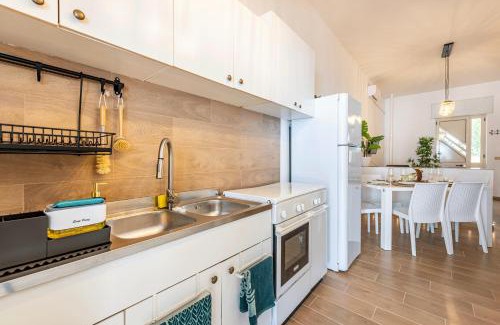 Posto Rosso House | Sea Spritz & Sun -Accesso Mare-Clima- Parcheggio