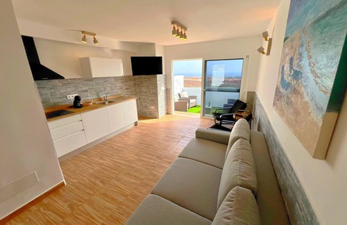 Caleta de Fuste House | Sea View Bungalow with Communal Pool