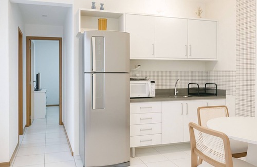 Rio Vermelho Apartment | Sea View Flat with Pool, Maid and Perfect Location