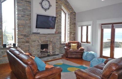 Gortnakilly House | Sea View Holiday Home Sheeps HeadBantry