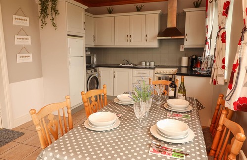 Creegh House | SEA VIEW LODGE, family friendly in Doonbeg, County Clare