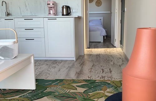 Lagos e Relvas Ski Chalet | Sea view lodge surrounded by thyme and wild lavender, 10 minutes from the islands.