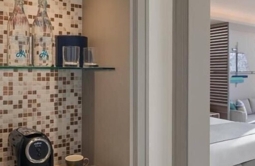 Jebel Ali House | Sea View Residence Two Bedrooom Suite By Luxury Bookings