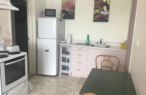 Whangarei Heads Apartment | Sea views, private garden by the beach