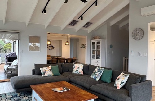 Ventnor House | Seabreeze At Shalfleet